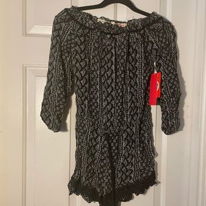 Off shoulder romper